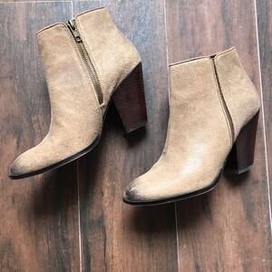 Dolce Vita distressed toe bootie